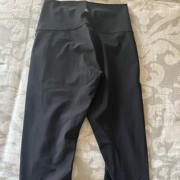 Lululemon Cropped Floral Leggings - Picture 2 of 3